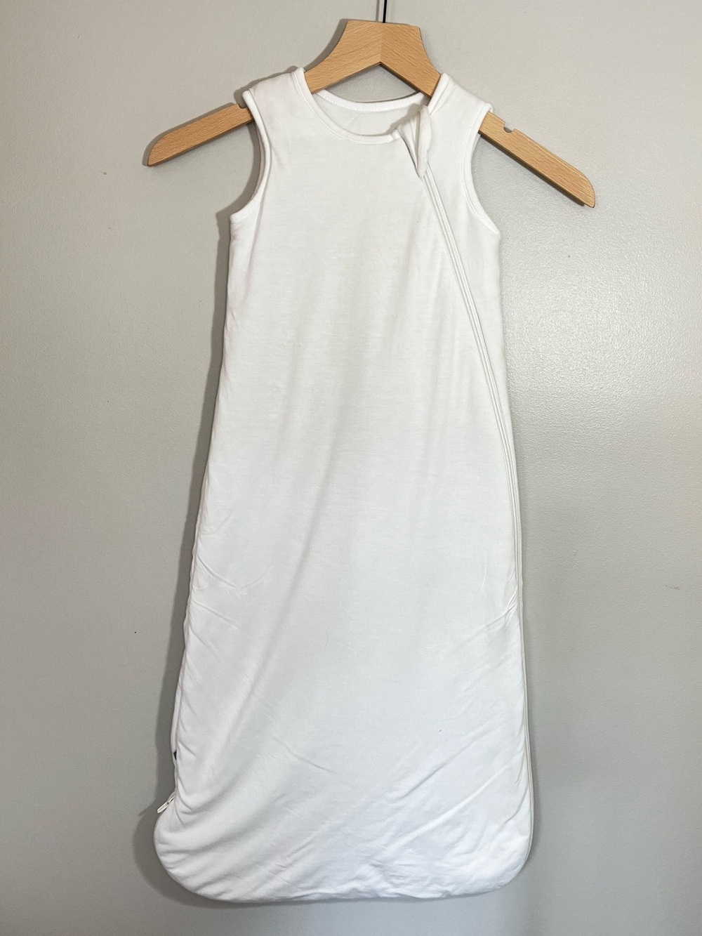 Kyte Baby White Medium Sleeveless Baby Sleep Sack 18-30 lbs